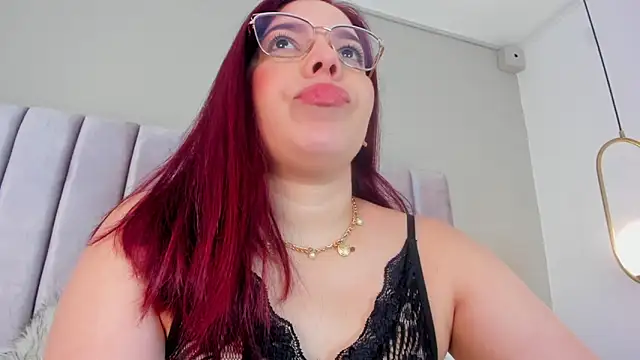 AnnaNoval 10 online show from 11/18/25, 12:31