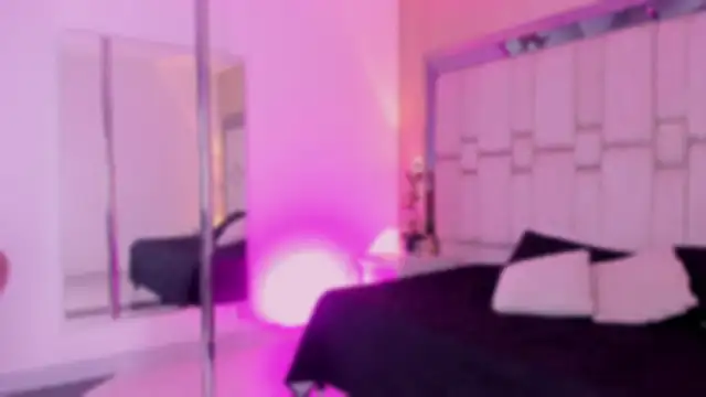 SnakeMuse online show from 12/20/25, 04:08