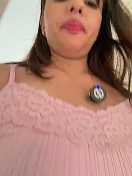 ginny ross online show from 06/06/26, 02:44