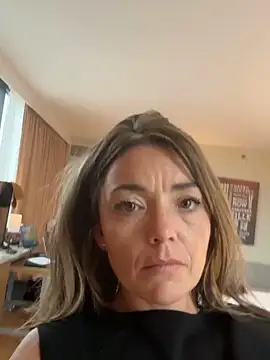 Snapshot of miatate chatting on 02/03/26, 09:53 miatate online show from 02/03/26, 09:53