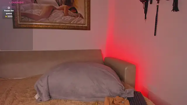 VeronicaSmith OS online show from 04/22/26, 06:42