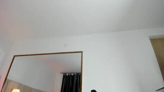 Sasha Wolff online show from 12/05/25, 04:36