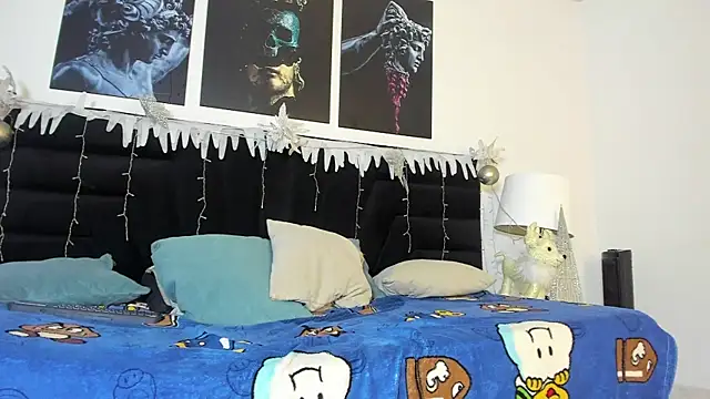 BryanTowers online show from 11/22/25, 01:37