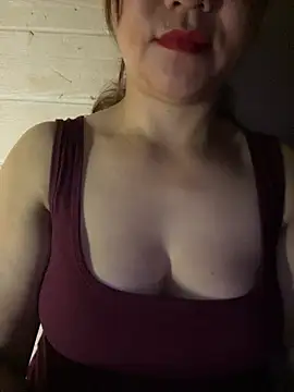 Snapshot of Diana-sexyy chatting on 05/31/26, 09:27 Diana-sexyy online show from 05/31/26, 09:27