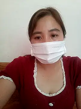 Little-Red123 online show from 11/14/25, 03:38