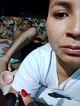 Snapshot of OliviaMartinez2 chatting on 11/17/25, 05:13 OliviaMartinez2 online show from 11/17/25, 05:13