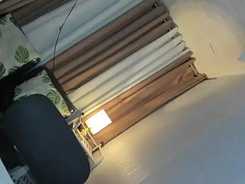 Xxjasmine foxxX online show from 12/04/25, 06:05