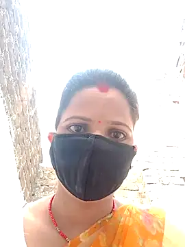 Bigg bhabi online show from 11/19/25, 09:53