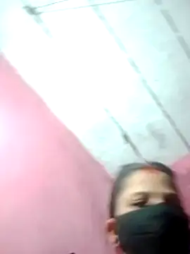 Bigg bhabi online show from 11/25/25, 10:32