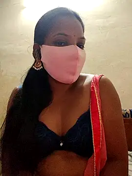 Snapshot of mahalaxmi_teluguammai chatting on 11/14/25, 11:57 mahalaxmi teluguammai online show from 11/14/25, 11:57