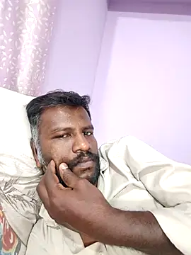 Snapshot of Paramkeerthi chatting on 05/29/26, 01:09 Paramkeerthi online show from 05/29/26, 01:09