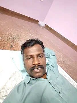 Snapshot of Paramkeerthi chatting on 06/06/26, 04:23 Paramkeerthi online show from 06/06/26, 04:23