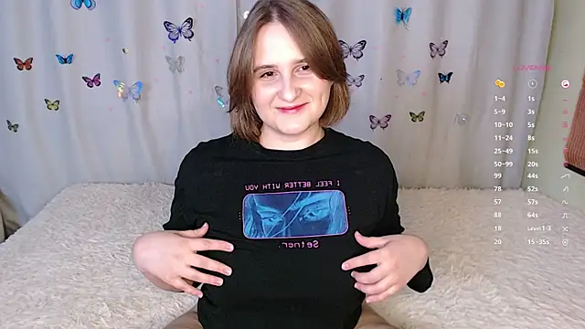 LightNea online show from 11/17/25, 01:06