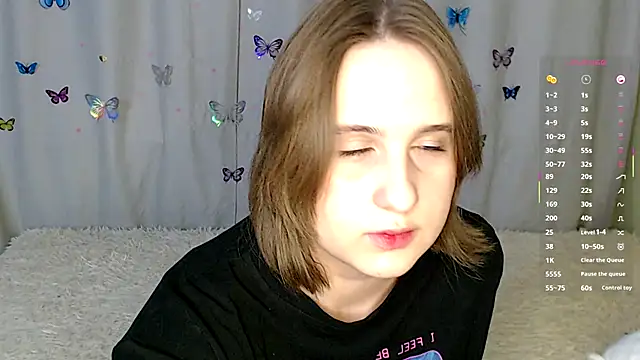 LightNea online show from 11/20/25, 02:06