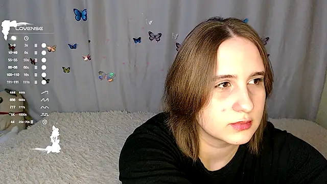 LightNea online show from 12/16/25, 06:02