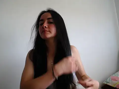 Snapshot of eva_rushh chatting on 11/18/25, 03:16 eva rushh online show from 11/18/25, 03:16