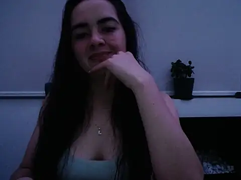 Snapshot of eva_rushh chatting on 11/21/25, 04:33 eva rushh online show from 11/21/25, 04:33