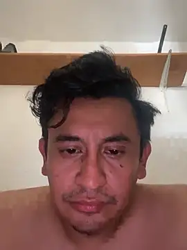 manrrique4567 online show from 04/01/26, 07:44