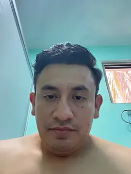 manrrique4567 online show from 04/14/26, 11:11