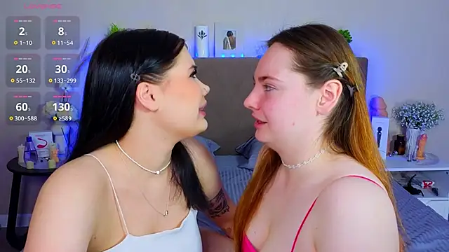 Snapshot of Dina_Mary chatting on 11/15/25, 03:15 Dina Mary online show from 11/15/25, 03:15