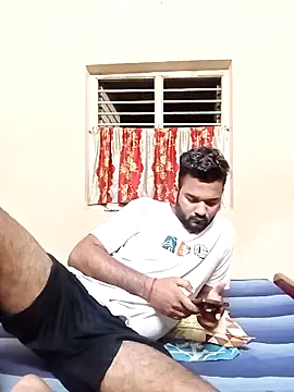 Snapshot of Manav_ira chatting on 11/15/25, 06:26 Manav ira online show from 11/15/25, 06:26