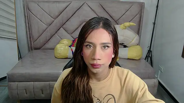 Evy Luxx v online show from 11/19/25, 03:50