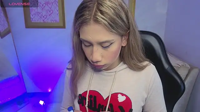 Evy Luxx v online show from 03/27/26, 03:34