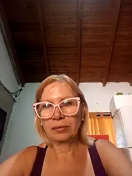 SexyMilf1211 online show from 03/04/26, 06:14