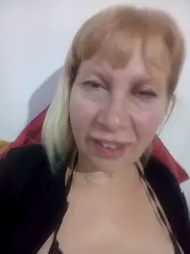 Snapshot of SexyMilf1211 chatting on 04/30/26, 06:03 SexyMilf1211 online show from 04/30/26, 06:03
