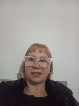 Snapshot of SexyMilf1211 chatting on 05/23/26, 11:14 SexyMilf1211 online show from 05/23/26, 11:14