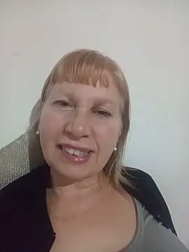 Snapshot of SexyMilf1211 chatting on 05/24/26, 11:21 SexyMilf1211 online show from 05/24/26, 11:21