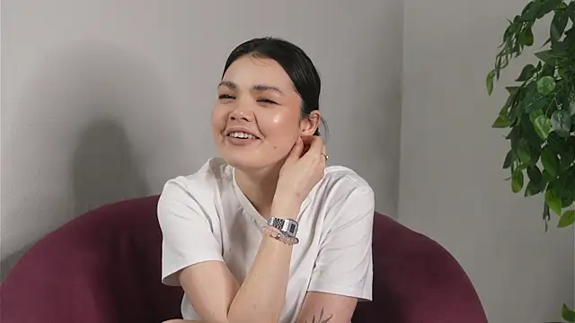 Snapshot of DetraAyala chatting on 11/15/25, 12:13 DetraAyala online show from 11/15/25, 12:13