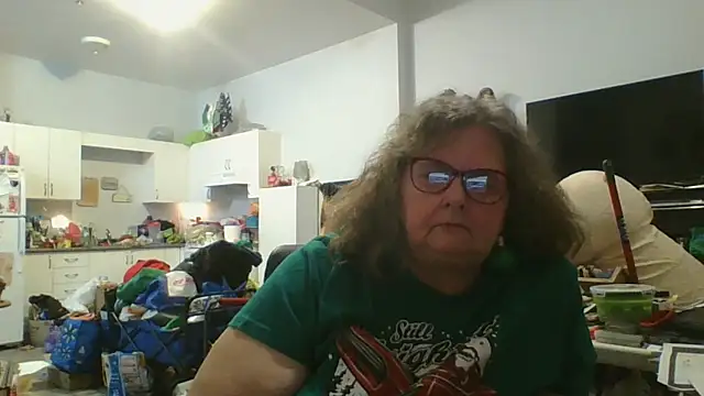 TiguhguhrsRose online show from 11/26/25, 03:29