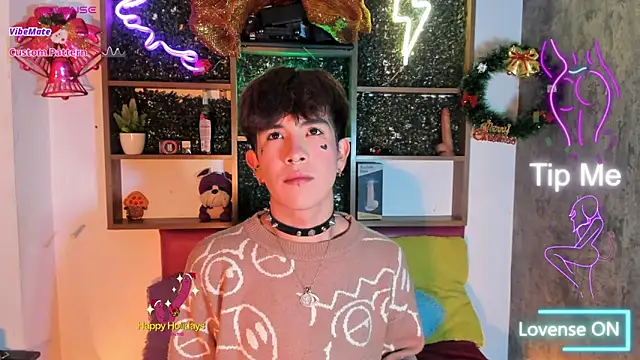 Angeldust19 online show from 12/18/25, 05:02