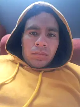 Snapshot of dey199524 chatting on 11/13/25, 10:30 dey199524 online show from 11/13/25, 10:30