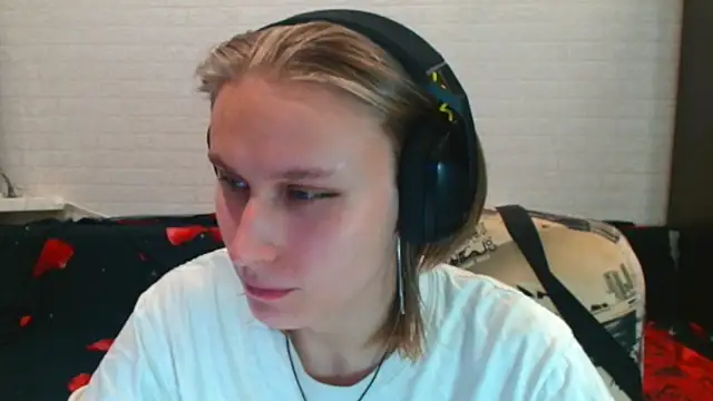 VerucaHalston online show from 11/20/25, 01:33