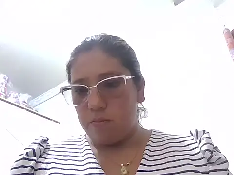 marcelaxxxl online show from 11/25/25, 04:18