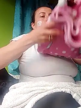 Rouse hot  online show from 12/17/25, 08:26