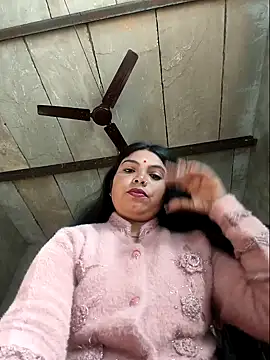 Snapshot of Jankisinghji chatting on 11/14/25, 03:05 Jankisinghji online show from 11/14/25, 03:05