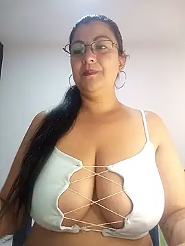 CelesteAlvarez1989 online show from 06/23/26, 04:38