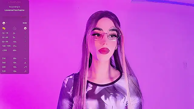 LeslieAmor1 online show from 11/18/25, 07:57