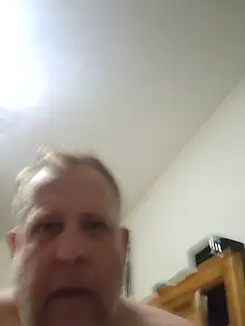 Snapshot of Mikey40wv chatting on 07/02/26, 03:06 Mikey40wv online show from 07/02/26, 03:06