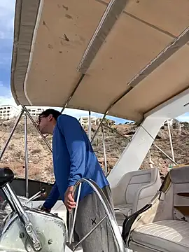 algila08 online show from 04/19/26, 12:00