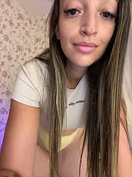 BelleRune online show from 02/05/26, 10:42