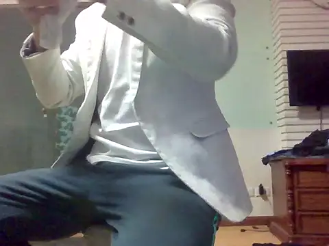 TommyZhao10 online show from 11/15/25, 03:04