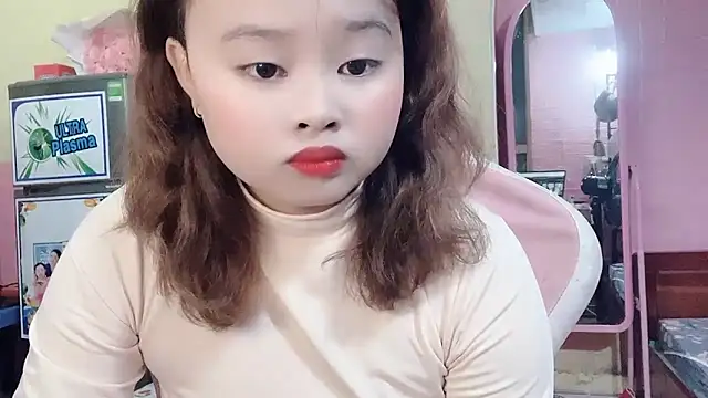 Lina8386 online show from 11/21/25, 05:22