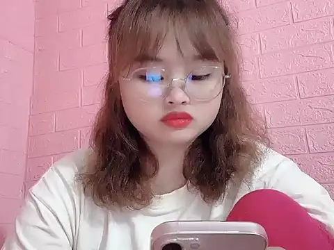 Lina8386 online show from 11/24/25, 07:30