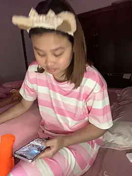 Lina8386 online show from 12/14/25, 11:37