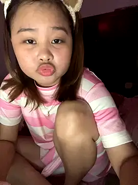 Lina8386 online show from 12/15/25, 02:10