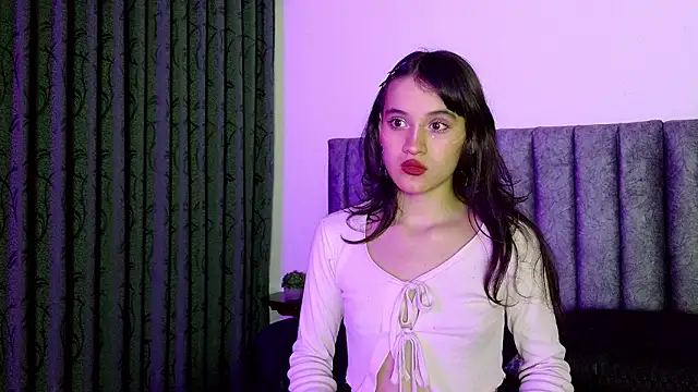 Snapshot of Eternalnight_sm chatting on 02/26/26, 04:44 Eternalnight sm online show from 02/26/26, 04:44